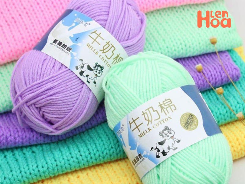 Sợi len nhiều màu sắc phù hợp với các bước đan len cơ bản