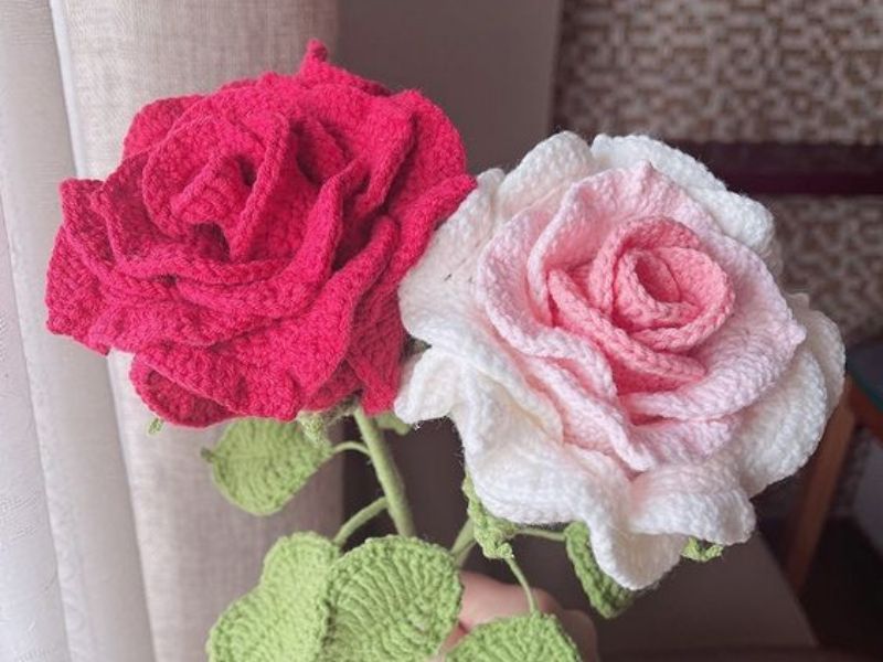 Tổng quan về hoa hồng bằng len