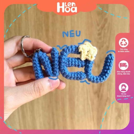 Móc khoá len chữ NEU